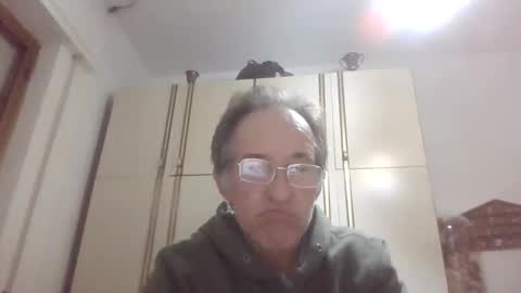 Snapshot of scotchwhieskie chatting on October 7, 2025, 7:11 pm scotchwhieskie online show from October 7, 2025, 7:11 pm