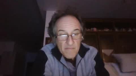 Snapshot of scotchwhieskie chatting on November 10, 2025, 8:08 pm scotchwhieskie online show from November 10, 2025, 8:08 pm