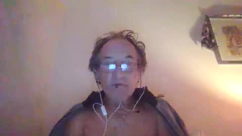 Snapshot of scotchwhieskie chatting on November 25, 2025, 11:16 pm scotchwhieskie online show from November 25, 2025, 11:16 pm