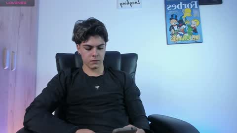 scott_delta online show from December 11, 2024, 11:32 pm