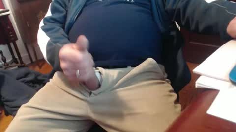 Snapshot of scottbearfun chatting on January 5, 2026, 5:27 pm scottbearfun online show from January 5, 2026, 5:27 pm