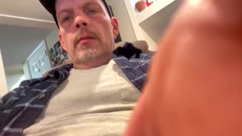 scottj603603 online show from February 5, 2026, 5:39 pm