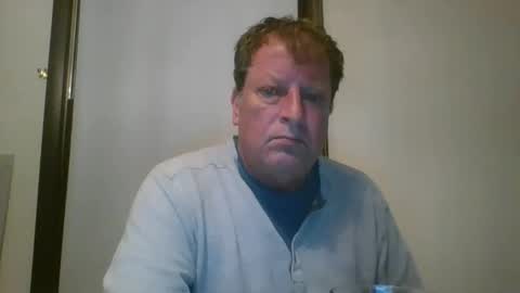 Snapshot of scottpbi52 chatting on May 1, 2026, 2:38 am scottpbi52 online show from May 1, 2026, 2:38 am