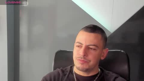 Snapshot of scotty_music chatting on September 14, 2025, 1:32 pm Ricardo online show from September 14, 2025, 1:32 pm
