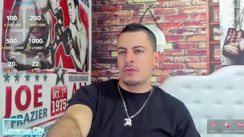 Snapshot of scotty_music chatting on September 22, 2025, 11:18 pm Ricardo online show from September 22, 2025, 11:18 pm