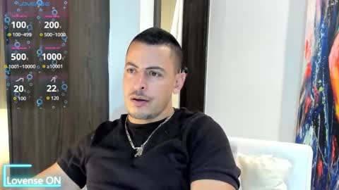 Snapshot of scotty_music chatting on October 25, 2025, 12:07 am Ricardo online show from October 25, 2025, 12:07 am