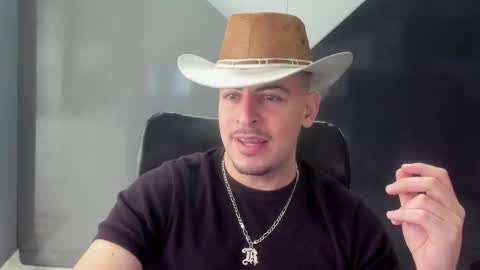 Snapshot of scotty_music chatting on February 25, 2026, 1:54 pm Ricardo online show from February 25, 2026, 1:54 pm