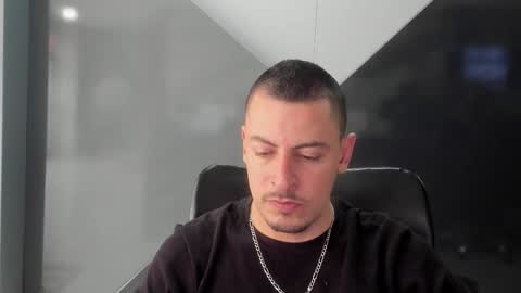 Snapshot of scotty_music chatting on March 5, 2026, 3:19 pm Ricardo online show from March 5, 2026, 3:19 pm