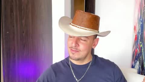 Snapshot of scotty_music chatting on March 6, 2026, 4:25 pm Ricardo online show from March 6, 2026, 4:25 pm