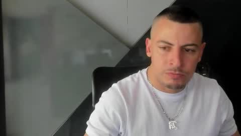 Snapshot of scotty_music chatting on March 17, 2026, 7:17 pm Ricardo online show from March 17, 2026, 7:17 pm