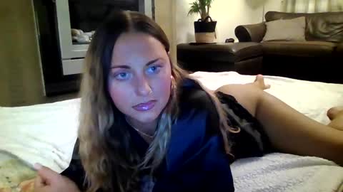 Snapshot of scouse_lexi chatting on September 11, 2025, 9:59 pm Scouse Lexi  online show from September 11, 2025, 9:59 pm