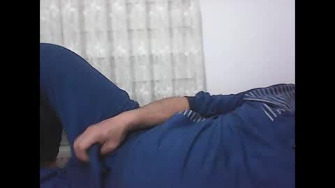 Snapshot of screw2 chatting on December 4, 2024, 7:34 pm Evren online show from December 4, 2024, 7:34 pm