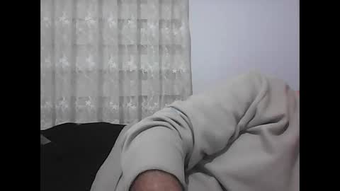 Snapshot of screw2 chatting on December 15, 2024, 12:49 pm Evren online show from December 15, 2024, 12:49 pm