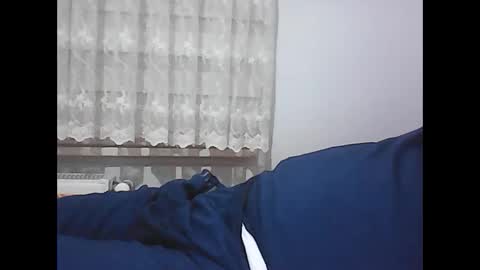 Snapshot of screw2 chatting on December 21, 2024, 11:24 pm Evren online show from December 21, 2024, 11:24 pm