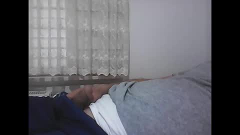 Snapshot of screw2 chatting on January 5, 2025, 12:53 pm Evren online show from January 5, 2025, 12:53 pm