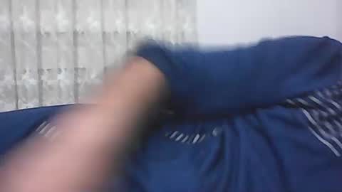 Snapshot of screw2 chatting on January 29, 2025, 9:39 pm Evren online show from January 29, 2025, 9:39 pm