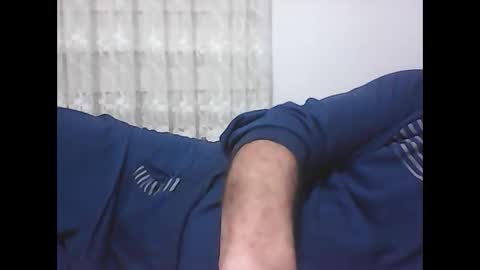 Snapshot of screw2 chatting on January 31, 2025, 9:16 pm Evren online show from January 31, 2025, 9:16 pm