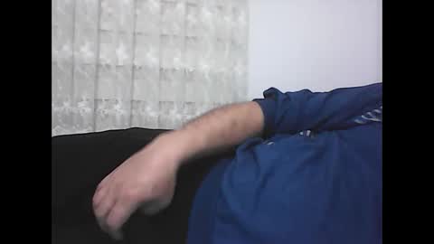 Snapshot of screw2 chatting on February 9, 2025, 9:49 pm Evren online show from February 9, 2025, 9:49 pm