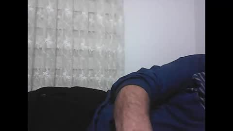 Snapshot of screw2 chatting on February 11, 2025, 7:59 pm Evren online show from February 11, 2025, 7:59 pm
