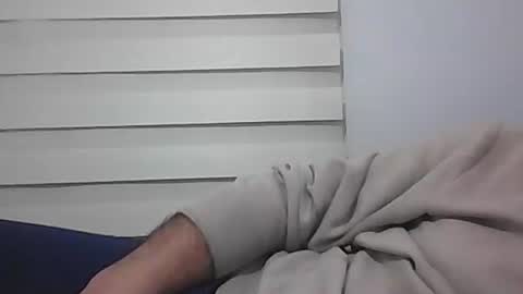 Snapshot of screw2 chatting on February 17, 2025, 6:15 pm Evren online show from February 17, 2025, 6:15 pm