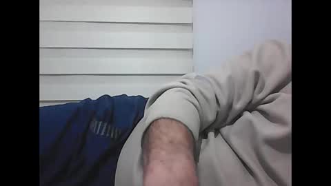 Snapshot of screw2 chatting on February 20, 2025, 5:29 pm Evren online show from February 20, 2025, 5:29 pm