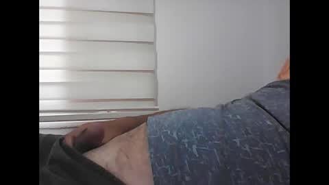 Snapshot of screw2 chatting on October 4, 2025, 8:34 am Evren online show from October 4, 2025, 8:34 am