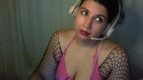 Danni online show from November 5, 2025, 7:30 am