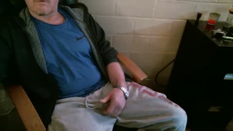 Snapshot of sdh69 chatting on January 5, 2025, 6:24 pm eating pussy  sucking dick online show from January 5, 2025, 6:24 pm