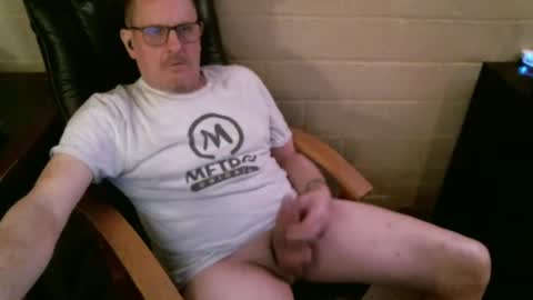 Snapshot of sdh69 chatting on February 4, 2025, 2:49 am eating pussy  sucking dick online show from February 4, 2025, 2:49 am