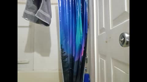 Snapshot of sdraftt45 chatting on February 17, 2025, 10:40 am Arin online show from February 17, 2025, 10:40 am