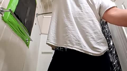 Arin online show from December 23, 2025, 10:13 am