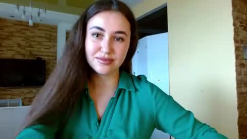 Elizabeth  online show from June 23, 2026, 8:01 am