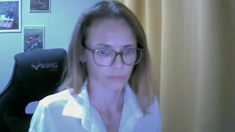 Snapshot of sea_dream chatting on September 18, 2025, 5:15 pm SEA Dream online show from September 18, 2025, 5:15 pm