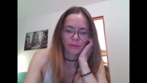 Snapshot of sea_dream chatting on December 18, 2025, 5:46 am SEA Dream online show from December 18, 2025, 5:46 am