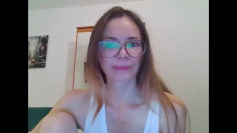 Snapshot of sea_dream chatting on December 20, 2025, 4:08 am SEA Dream online show from December 20, 2025, 4:08 am