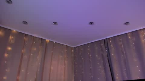Eva online show from June 15, 2026, 1:57 pm