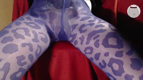 seamlessly online show from November 22, 2025, 7:46 pm