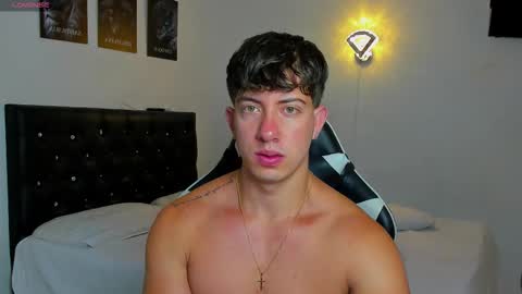 Snapshot of sean_brownx chatting on March 17, 2026, 10:18 am Sean online show from March 17, 2026, 10:18 am