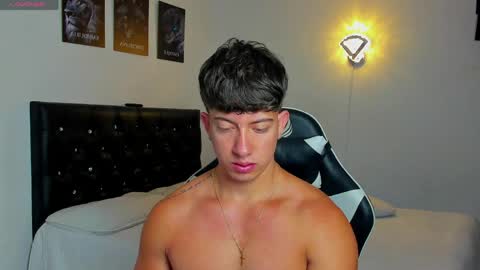 Snapshot of sean_brownx chatting on April 1, 2026, 10:49 am Sean online show from April 1, 2026, 10:49 am