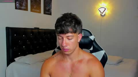 Snapshot of sean_brownx chatting on April 1, 2026, 1:41 pm Sean online show from April 1, 2026, 1:41 pm