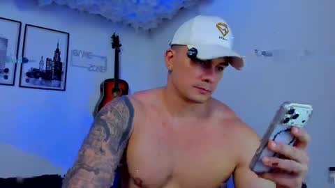 Snapshot of sean_carrera69 chatting on April 13, 2026, 9:20 pm Sean Carrera online show from April 13, 2026, 9:20 pm