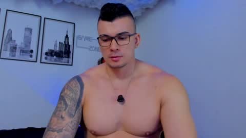 Snapshot of sean_carrera69 chatting on May 10, 2026, 5:07 pm Sean Carrera online show from May 10, 2026, 5:07 pm
