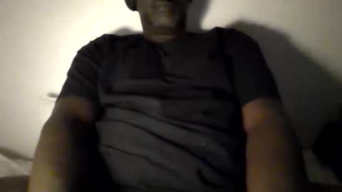 Snapshot of seanbaptiste chatting on September 20, 2025, 11:28 pm Idris online show from September 20, 2025, 11:28 pm