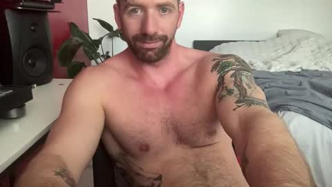 Sean Blue online show from November 16, 2025, 8:25 pm
