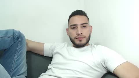 seank_noszka online show from December 13, 2024, 4:38 pm