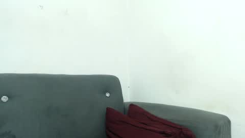 seank_noszka online show from February 14, 2025, 8:05 pm