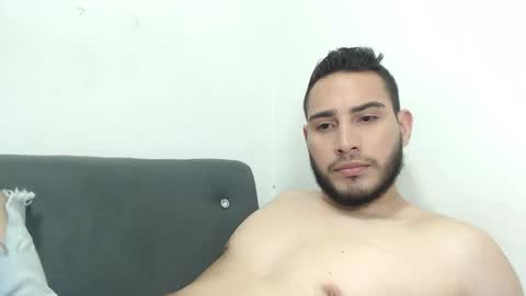 seank_noszka online show from February 18, 2025, 8:03 pm