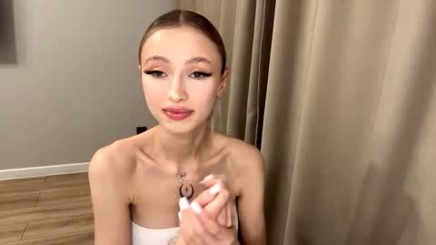 Snapshot of seasonhamiss chatting on March 14, 2026, 9:42 pm Kate online show from March 14, 2026, 9:42 pm