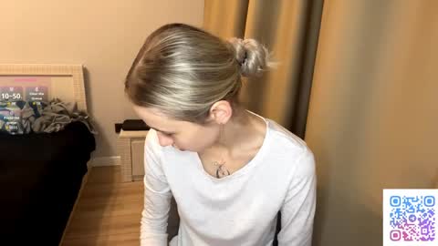 Snapshot of seasonhamiss chatting on April 7, 2026, 2:28 pm Kate online show from April 7, 2026, 2:28 pm