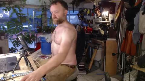 Seattlemanwhore online show from May 6, 2026, 2:22 pm